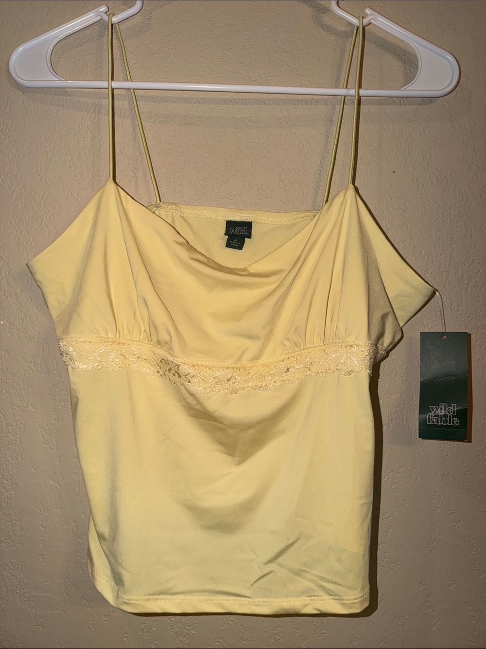 wild fable Pale Yellow Lace-Trim Spaghetti Strap Cami, Sz M New/ tags